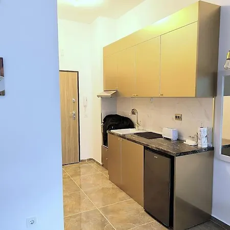 My Campus Studios, Free Parking, Self-check In *