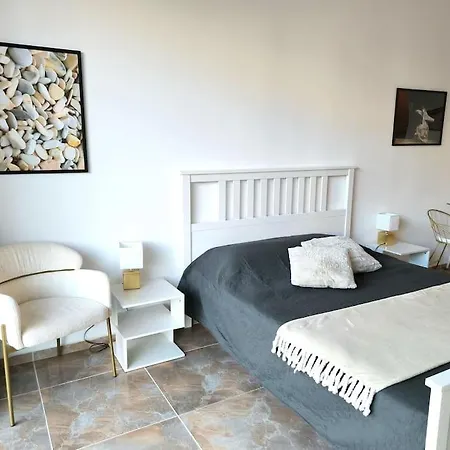 My Campus Studios, Free Parking, Self-check In Apartment *