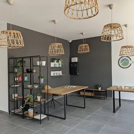 Apartman My Campus Studios, Free Parking, Self-check In *